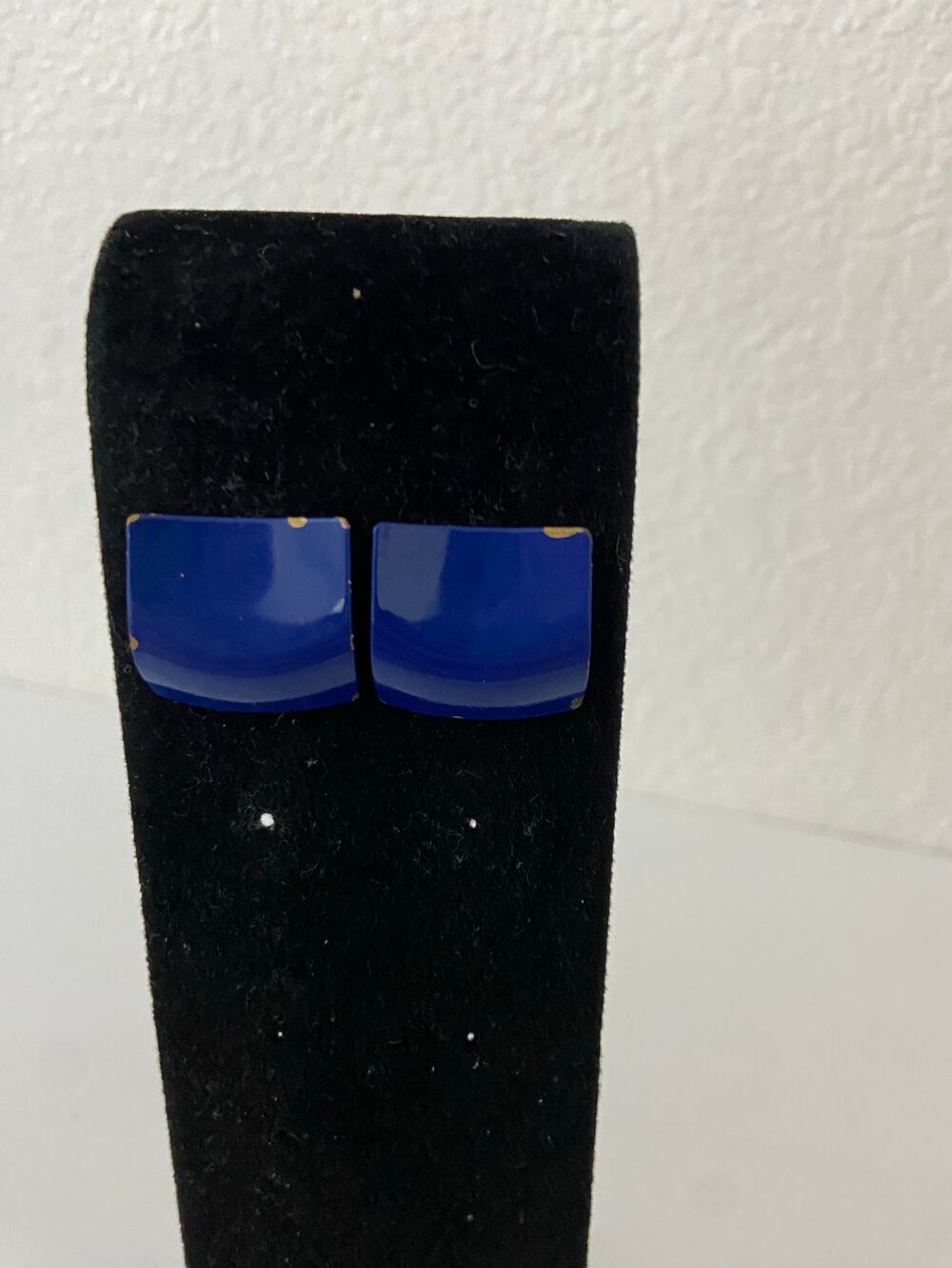 Blue square earrings
